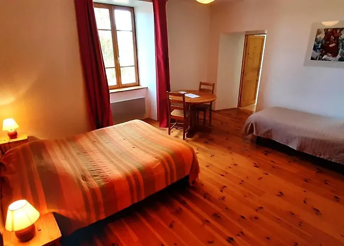 Le Clos De L'atre 3* Ла Шез-Дьё